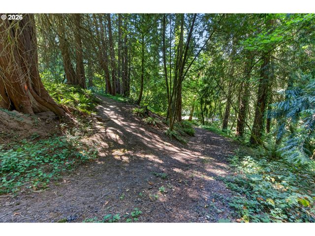 1103 Sw MAPLECREST Dr, Portland, OR 97219