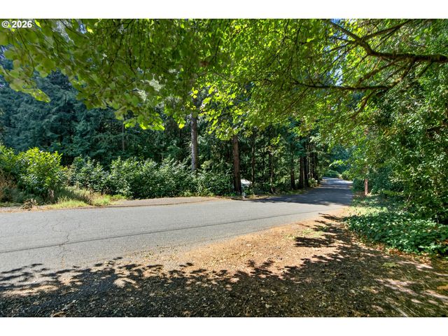 1103 Sw MAPLECREST Dr, Portland, OR 97219