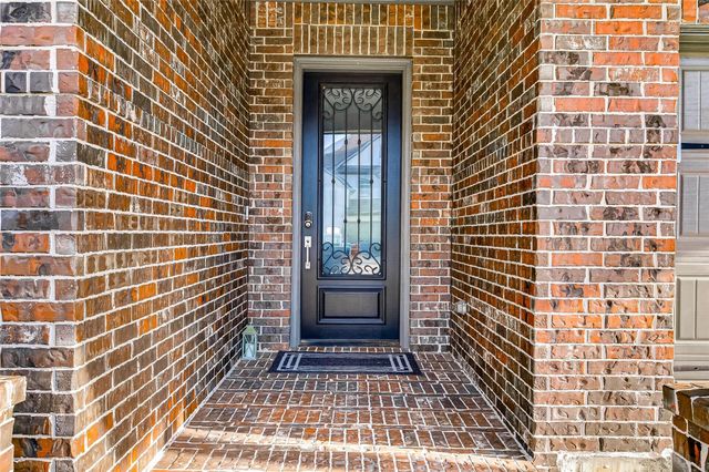 18015 Blossom Springs Court, Cypress, TX 77433