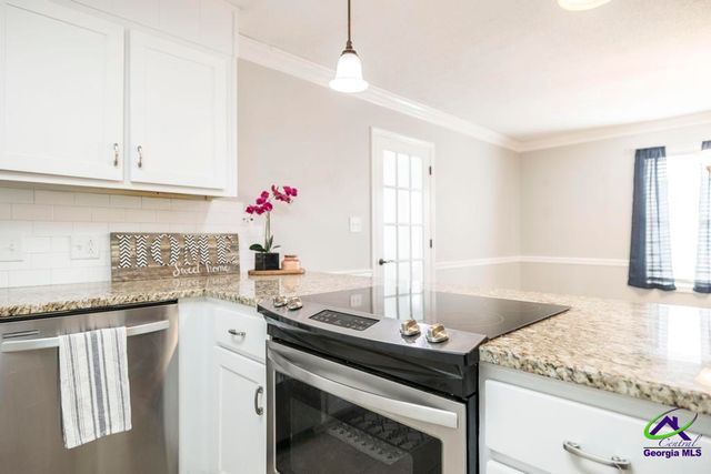 100 Williamsburg Avenue, Warner Robins, GA 31088