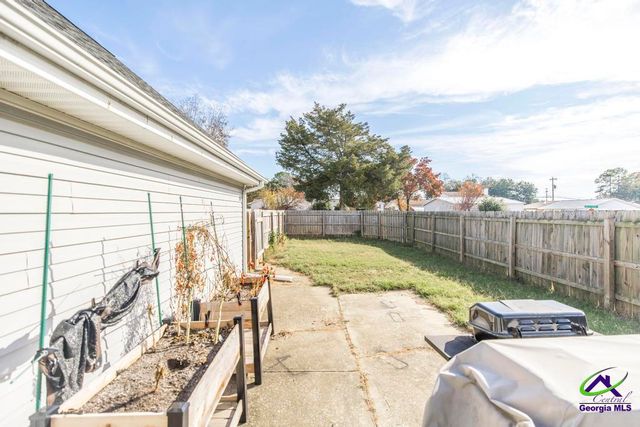 100 Williamsburg Avenue, Warner Robins, GA 31088