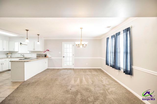 100 Williamsburg Avenue, Warner Robins, GA 31088