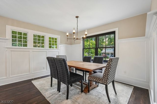 63 Ravine Ave, Caldwell Boro Twp., NJ 07006