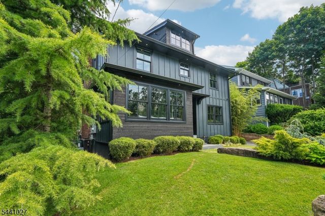63 Ravine Ave, Caldwell Boro Twp., NJ 07006