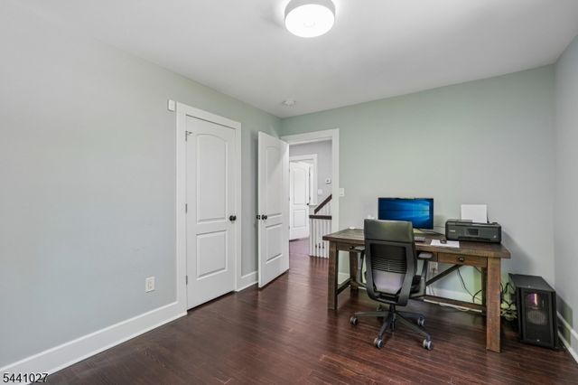 63 Ravine Ave, Caldwell Boro Twp., NJ 07006