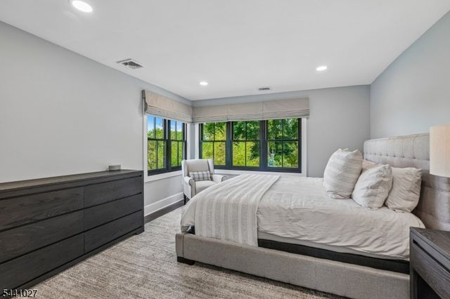 63 Ravine Ave, Caldwell Boro Twp., NJ 07006