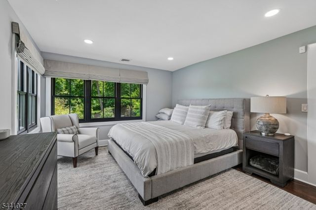 63 Ravine Ave, Caldwell Boro Twp., NJ 07006