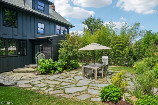 63 Ravine Ave, Caldwell Boro Twp., NJ 07006