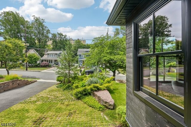 63 Ravine Ave, Caldwell Boro Twp., NJ 07006