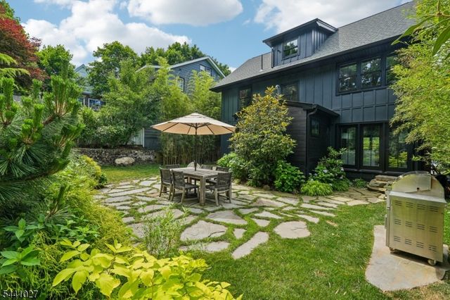 63 Ravine Ave, Caldwell Boro Twp., NJ 07006