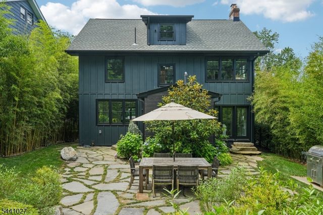 63 Ravine Ave, Caldwell Boro Twp., NJ 07006