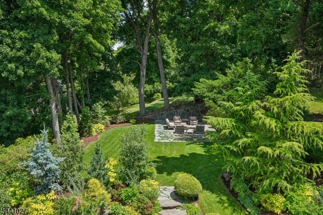 63 Ravine Ave, Caldwell Boro Twp., NJ 07006