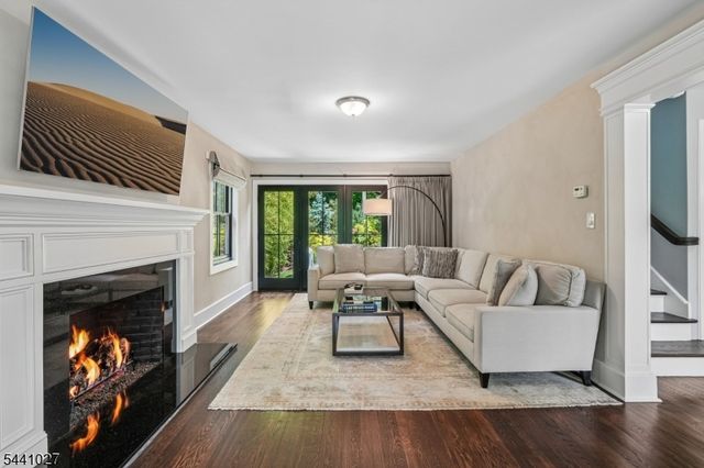 63 Ravine Ave, Caldwell Boro Twp., NJ 07006
