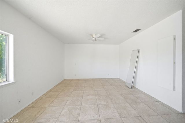 14389 Ironsides Lane, Helendale, CA 92342