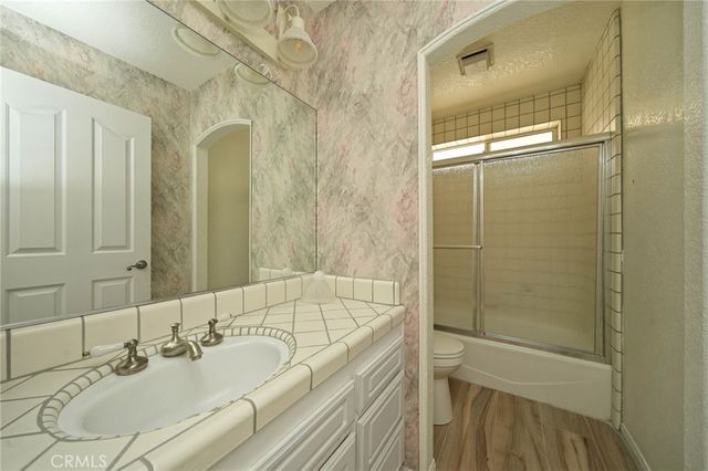 14389 Ironsides Lane, Helendale, CA 92342