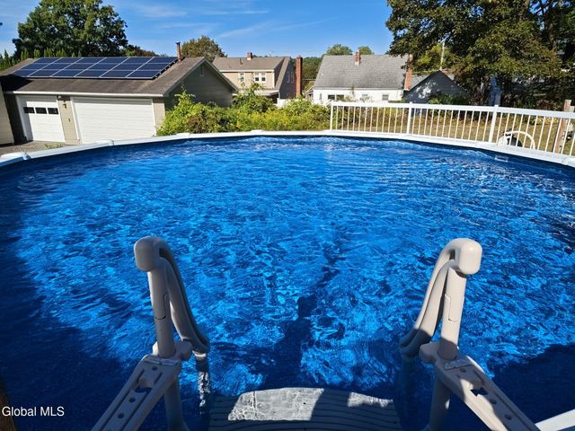 44 Fairmont Avenue, Amsterdam, NY 12010