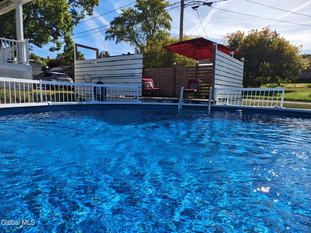 44 Fairmont Avenue, Amsterdam, NY 12010