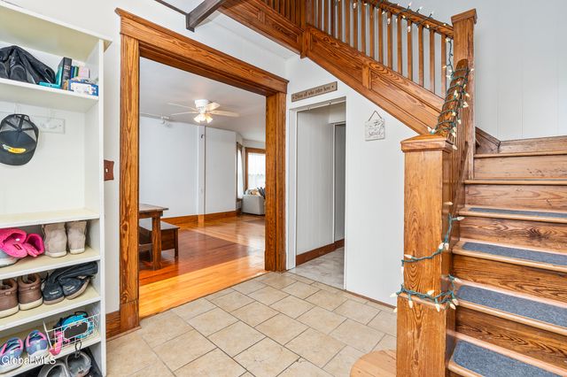 44 Fairmont Avenue, Amsterdam, NY 12010