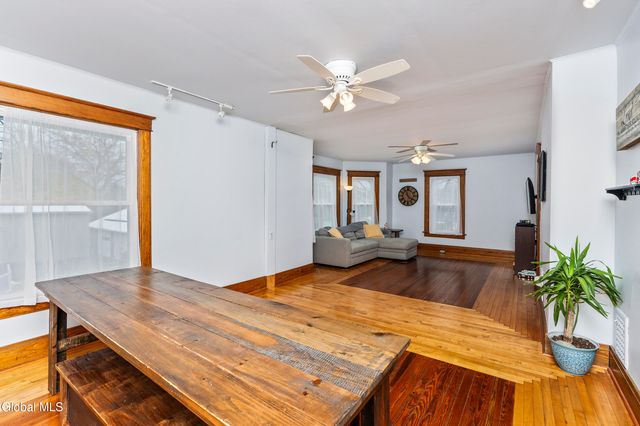 44 Fairmont Avenue, Amsterdam, NY 12010