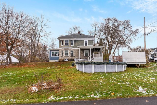 44 Fairmont Avenue, Amsterdam, NY 12010