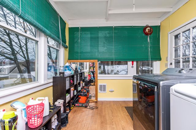 44 Fairmont Avenue, Amsterdam, NY 12010