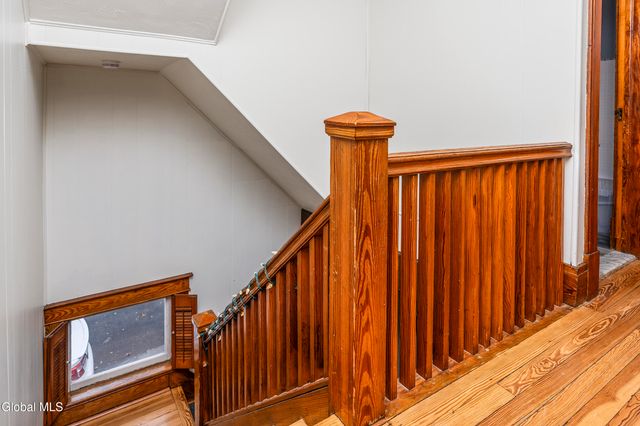 44 Fairmont Avenue, Amsterdam, NY 12010