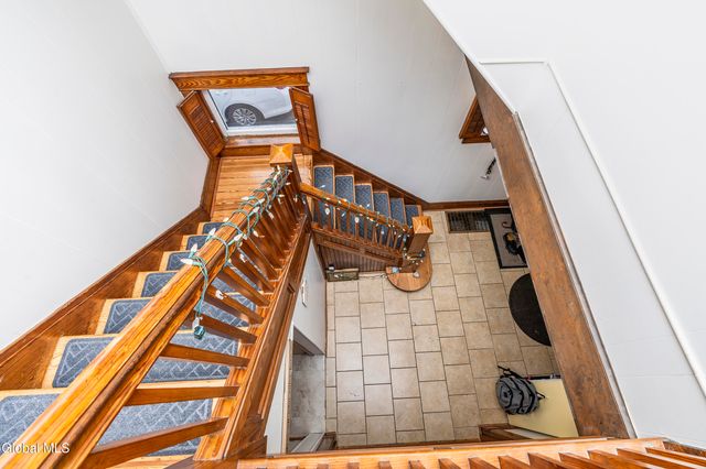 44 Fairmont Avenue, Amsterdam, NY 12010