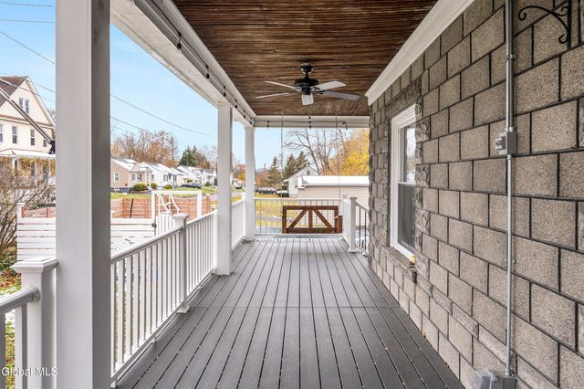 44 Fairmont Avenue, Amsterdam, NY 12010