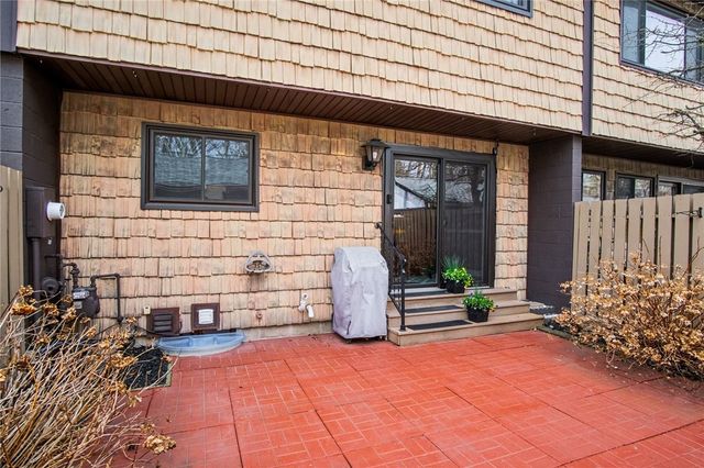 153 New Wickham Drive, Penfield, NY 14526