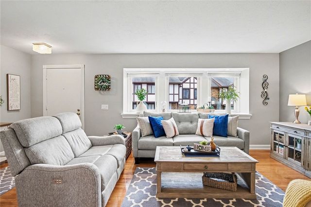 153 New Wickham Drive, Penfield, NY 14526