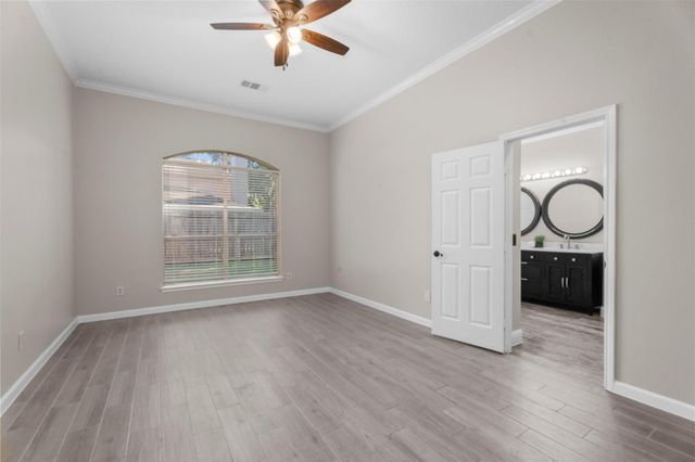 2909 Veva Drive, Pearland, TX 77584