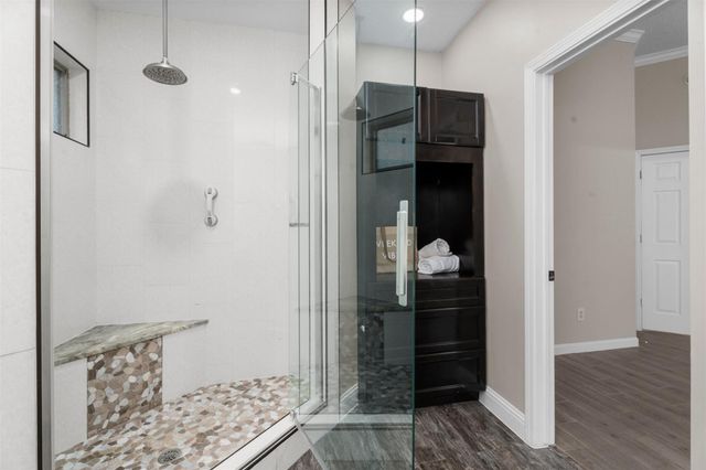 2909 Veva Drive, Pearland, TX 77584