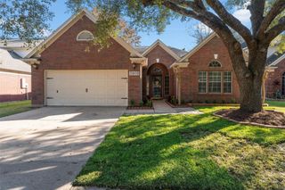 2909 Veva Drive, Pearland, TX 77584