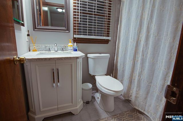 18 Morse Avenue, Ramsey, NJ 07446