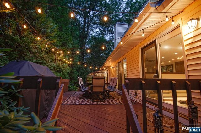 18 Morse Avenue, Ramsey, NJ 07446