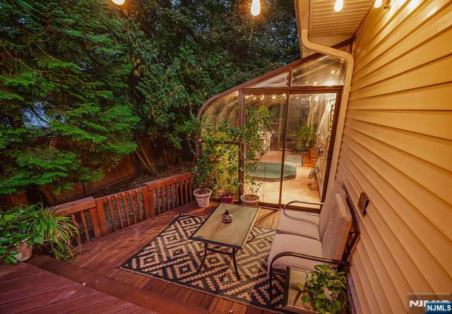 18 Morse Avenue, Ramsey, NJ 07446