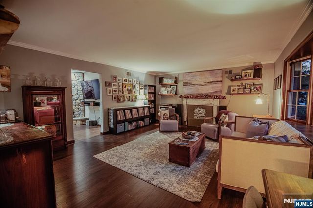 18 Morse Avenue, Ramsey, NJ 07446