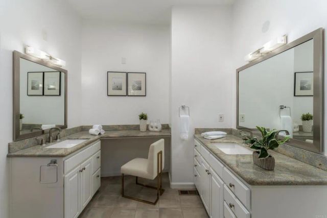 7784 Lookout Drive, La Jolla, CA 92037
