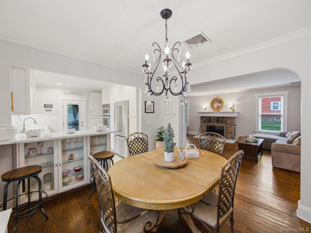 70 N Serven Street, Pearl River, NY 10965