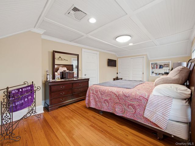 70 N Serven Street, Pearl River, NY 10965