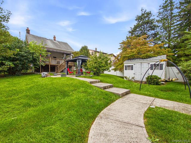70 N Serven Street, Pearl River, NY 10965