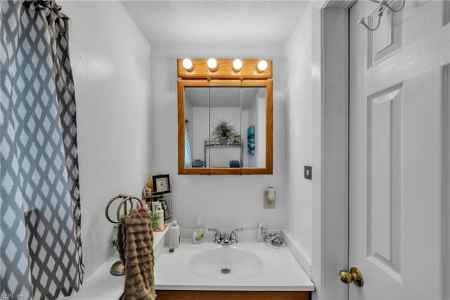 928 Trestman AVE, Virginia Beach, VA 23464