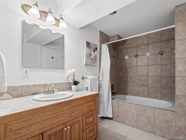 474 Snowberry Ct, Golden, CO 80403