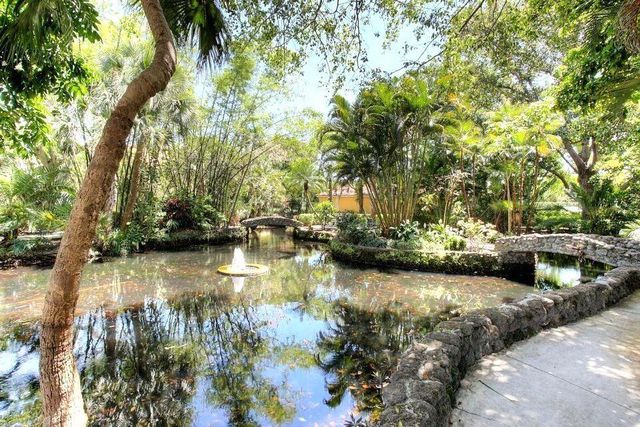 103 Yacht Club Way 205, Hypoluxo, FL 33462