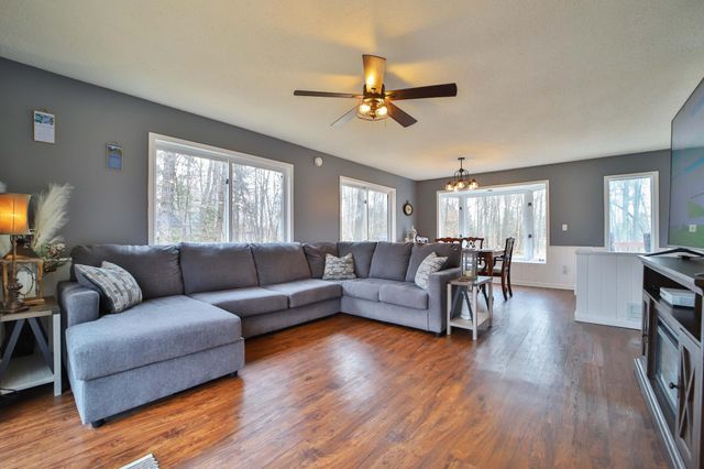 4738 Timber Oaks Road, Pequot Lakes, MN 56472