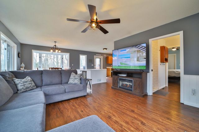 4738 Timber Oaks Road, Pequot Lakes, MN 56472