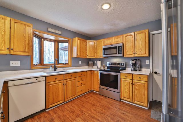 4738 Timber Oaks Road, Pequot Lakes, MN 56472