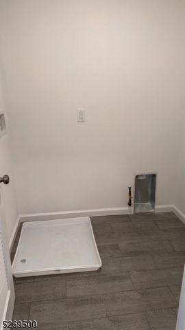 560 N 11Th St, Newark City, NJ 07107