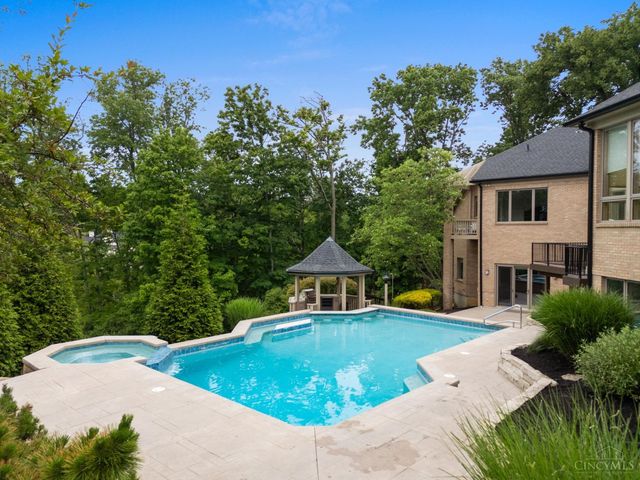 5035 Taft Place, Indian Hill, OH 45243