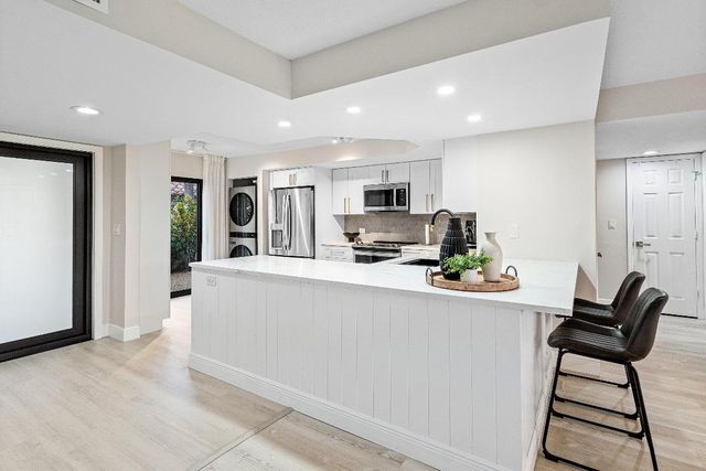 7918 Granada Place 103, Boca Raton, FL 33433